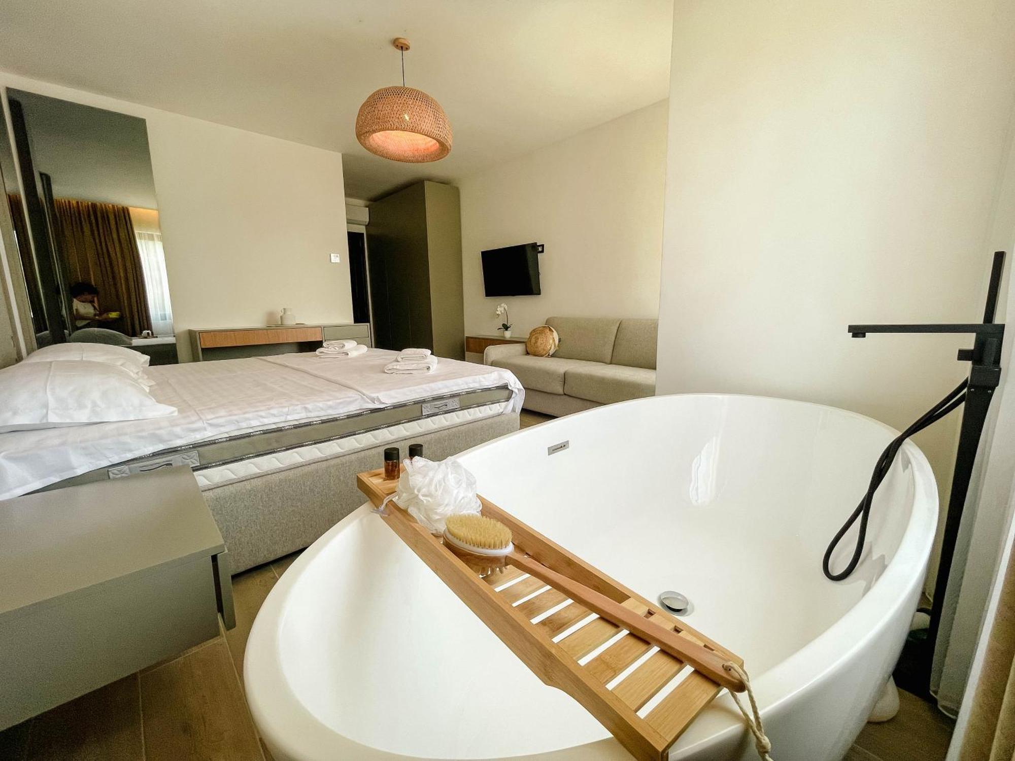 Botanica Boutique Hotel 乌尔齐尼 外观 照片