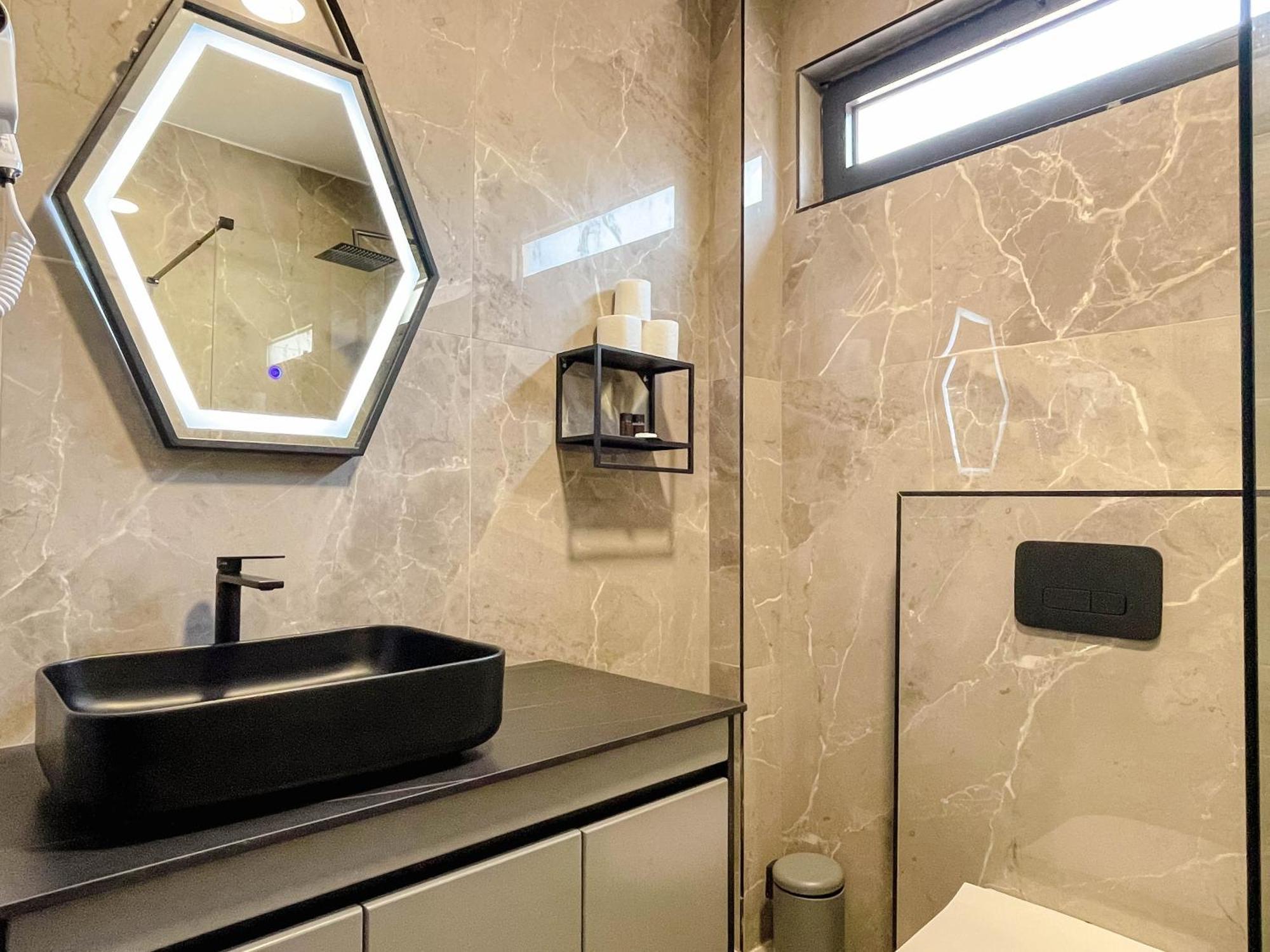Botanica Boutique Hotel 乌尔齐尼 外观 照片